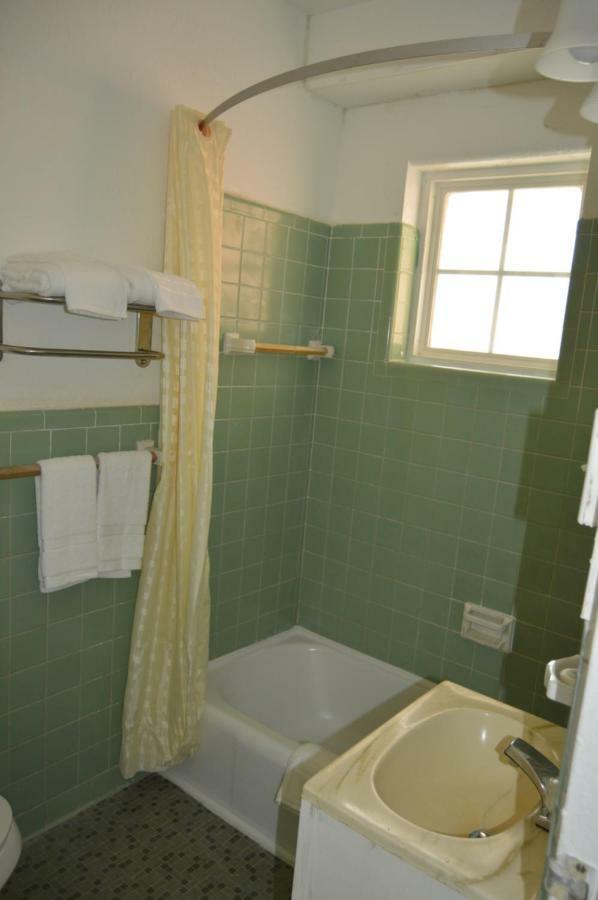 Regency Inn Toccoa Экстерьер фото