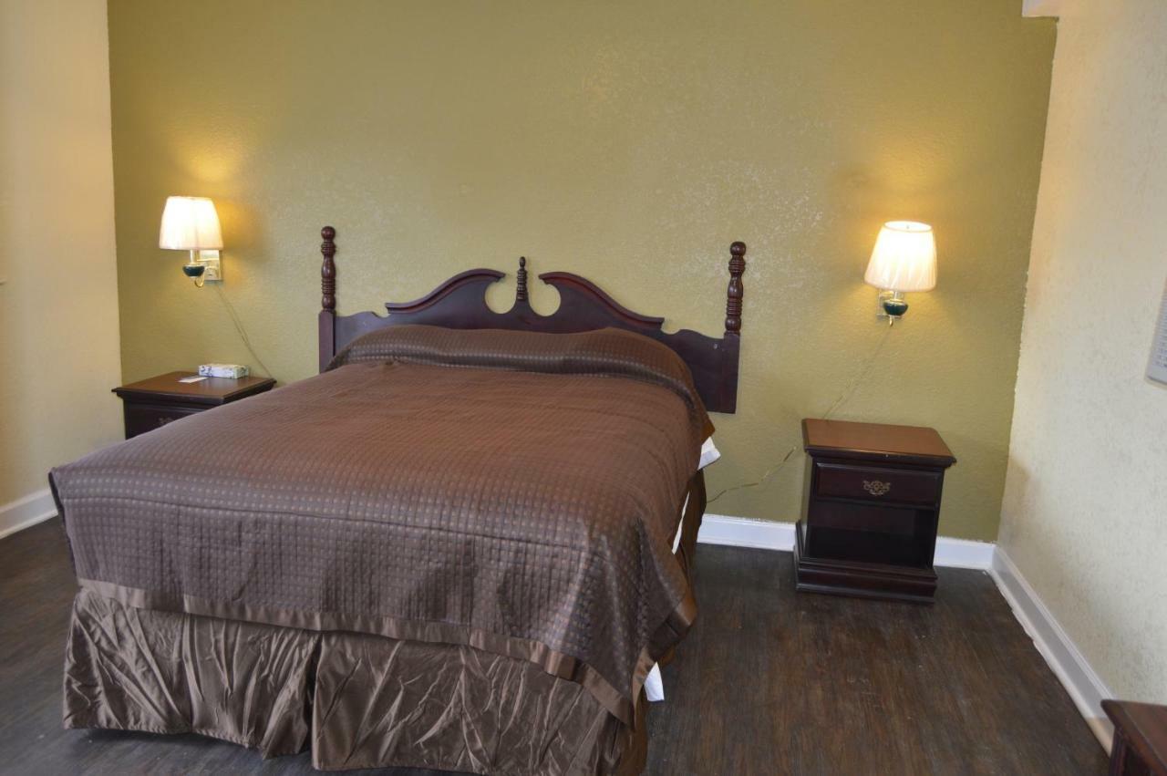 Regency Inn Toccoa Экстерьер фото