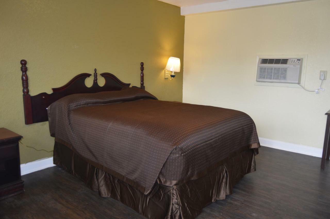 Regency Inn Toccoa Экстерьер фото
