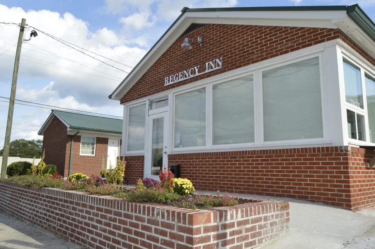 Regency Inn Toccoa Экстерьер фото